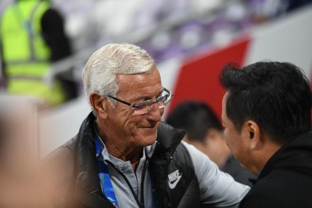 那支在英超奇迹夺冠的球队 如今跌向了深渊